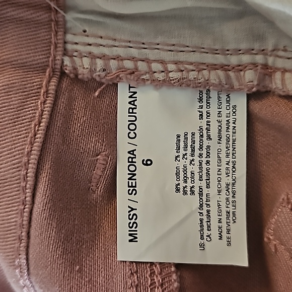 *NWT* Gloria Vanderbilt Amanda Heritage Fit Capri Pant - Picture 9 of 9